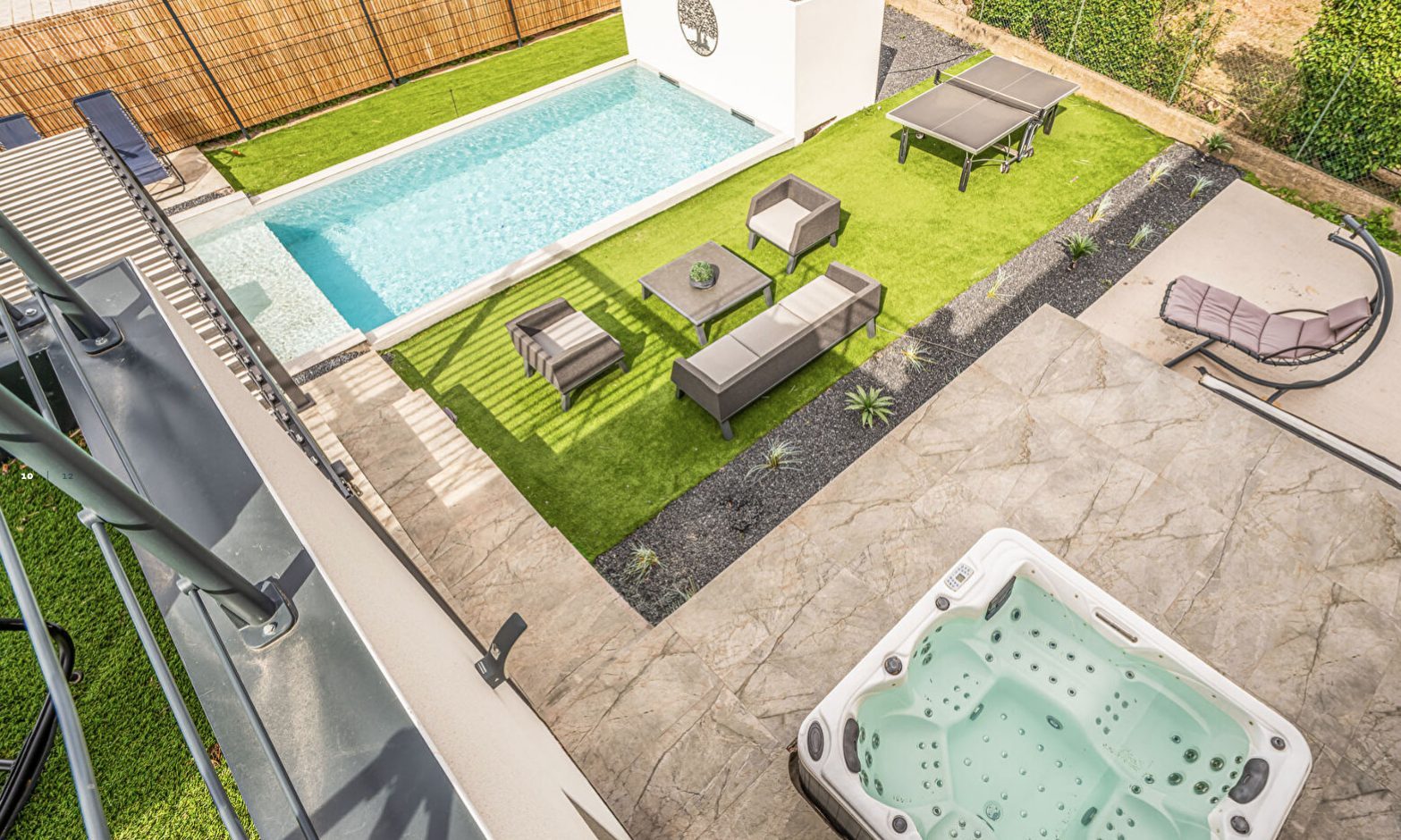 Piscine : Piscine, spa et terrasse